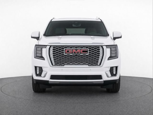 Certified 2022 GMC Yukon Denali w/ Denali Premium Package AWD/4WD image 2