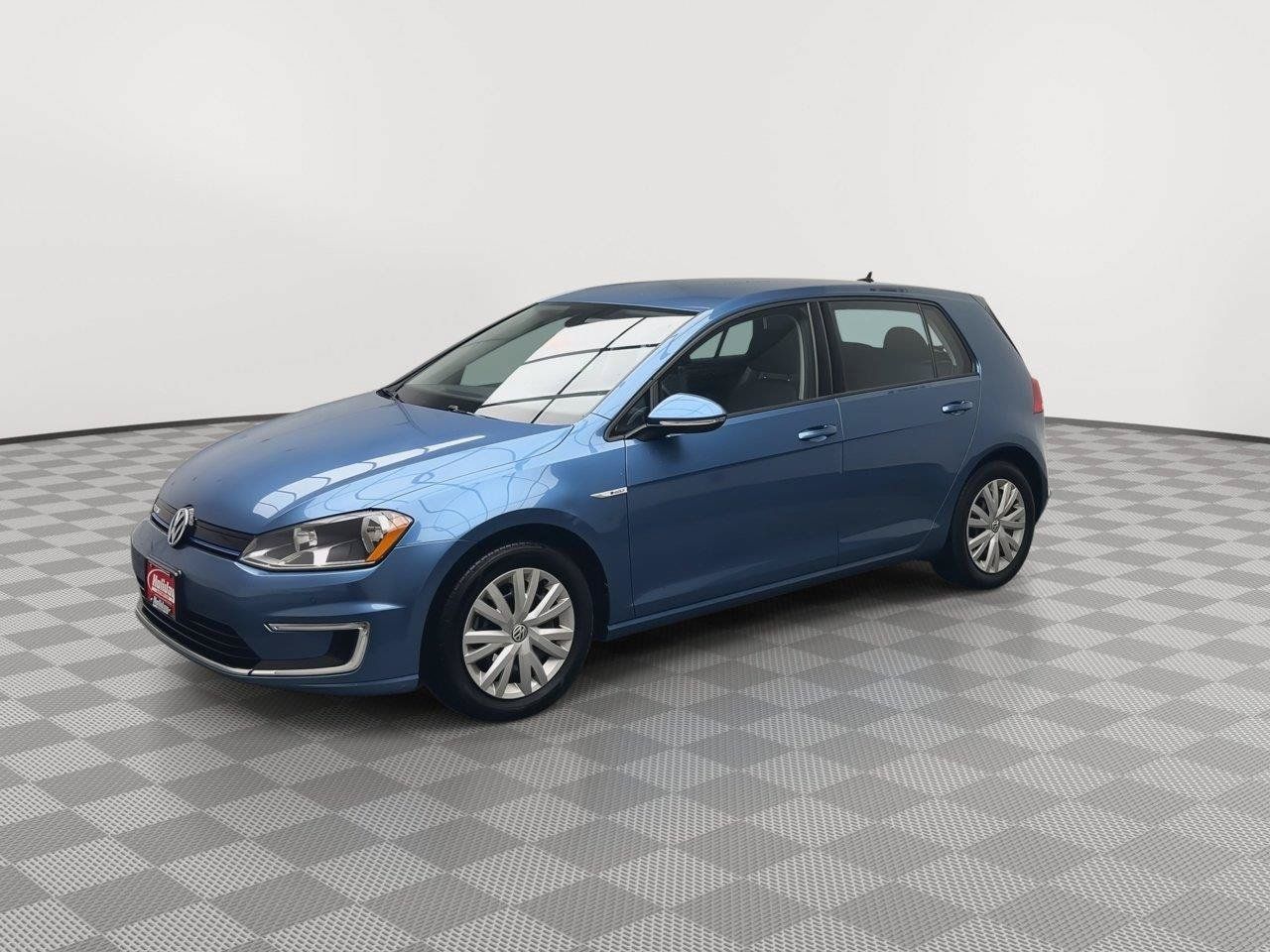 Used 2015 Volkswagen e-Golf Limited Edition FWD image 31
