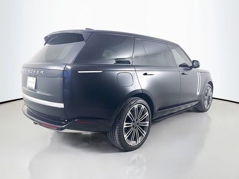 Certified 2024 Land Rover Range Rover Long Wheelbase Autobiography AWD/4WD image 5