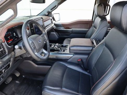 Used 2023 Ford F150 Lariat image 10