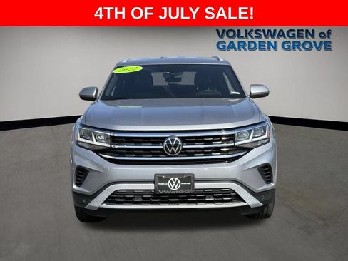 Certified 2022 Volkswagen Atlas Cross Sport SE AWD/4WD image 3
