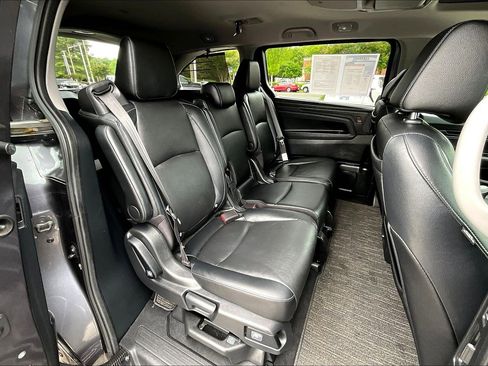 Used 2023 Honda Odyssey Touring image 29