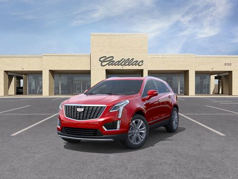 New 2025 Cadillac XT5 Premium Luxury w/ LPO, Floor Liner Package image 8