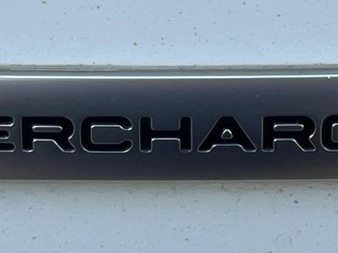 Used 2017 Land Rover Range Rover Supercharged AWD/4WD image 22