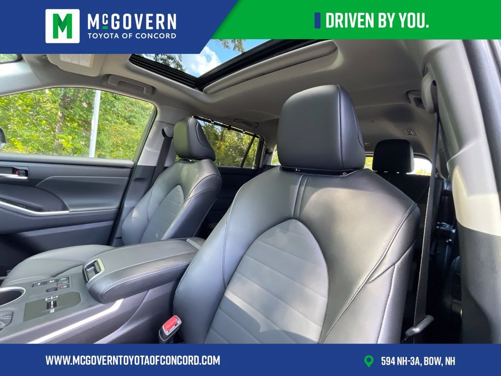Used 2026 Toyota Highlander XLE AWD/4WD image 10