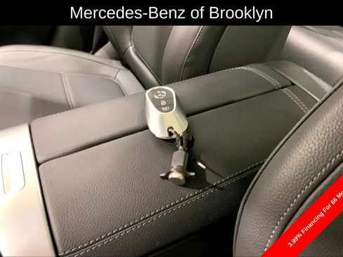 Certified 2025 Mercedes-Benz C 300 4MATIC Sedan image 15