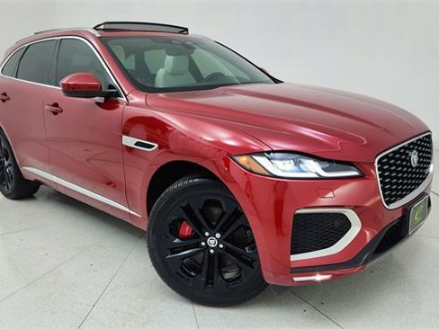 Used 2025 Jaguar F-PACE R-Dynamic S image 1