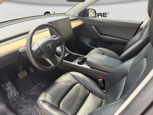 Used 2020 Tesla Model Y Long Range image 13