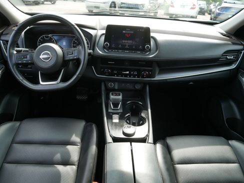 Used 2023 Nissan Rogue SV w/ SV Premium B Package AWD/4WD image 10