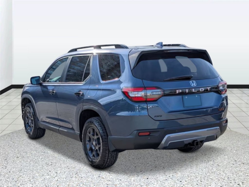 New 2026 Honda Pilot TrailSport image 5