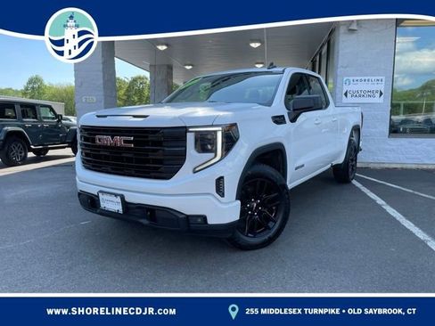 Used 2023 GMC Sierra 1500 Elevation AWD/4WD image 1