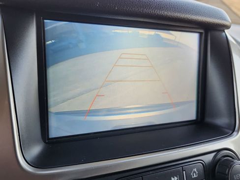 Used 2018 Chevrolet Tahoe LT image 25