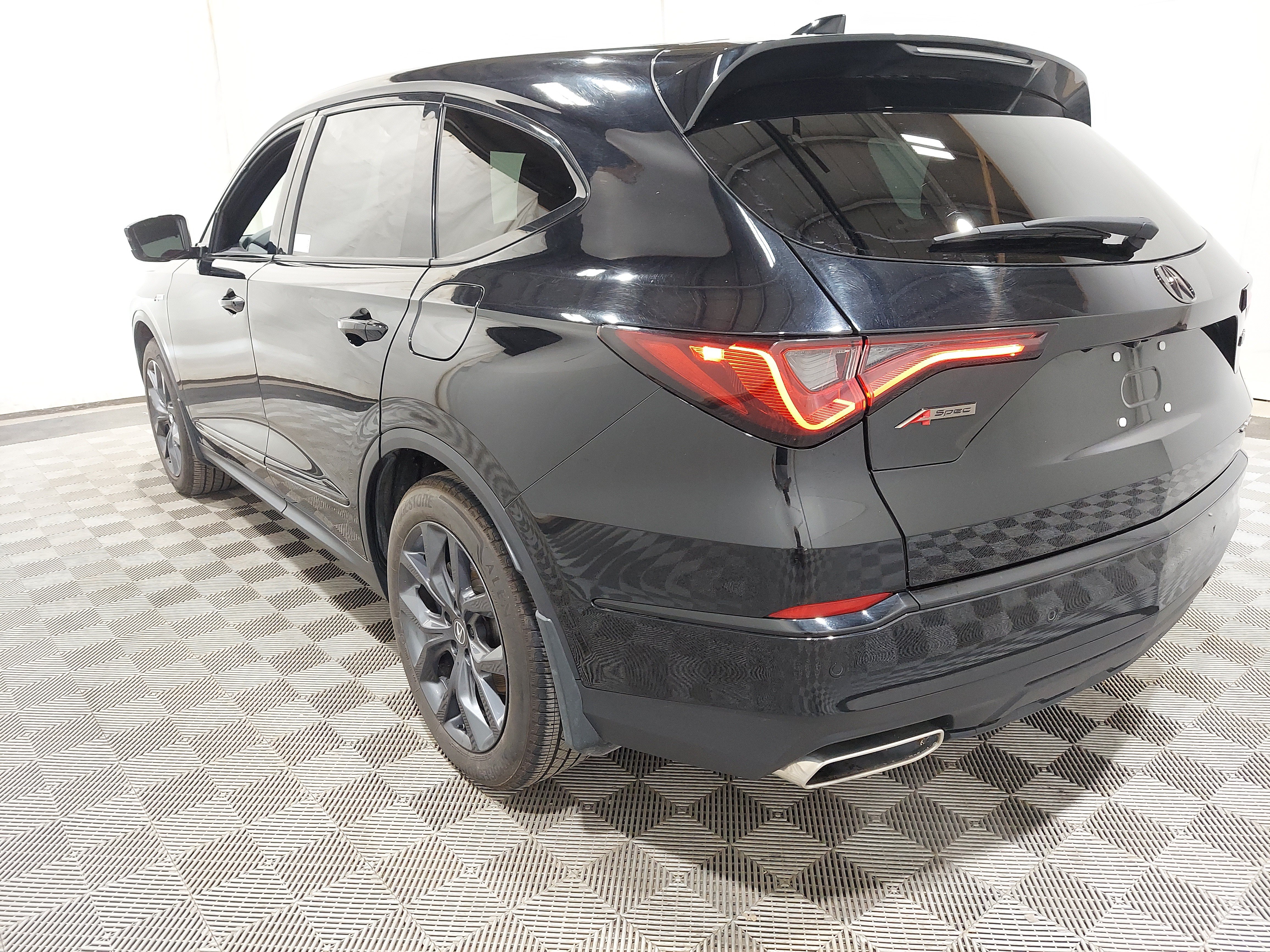 Used 2024 Acura MDX A-Spec AWD/4WD image 2