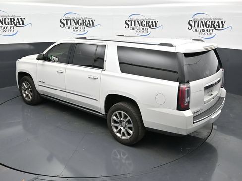 Used 2020 GMC Yukon XL Denali w/ Enhanced Security Package RWD image 22