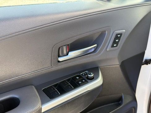 Used 2023 Toyota Sienna XSE image 19