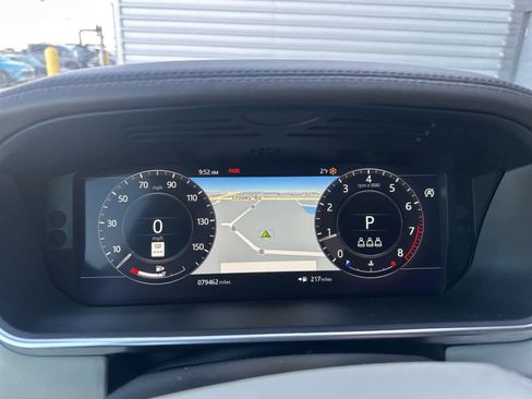 Used 2019 Land Rover Range Rover HSE image 23