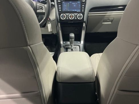 Used 2018 Subaru Forester 2.5i Limited w/ Popular Package #2 AWD/4WD image 32