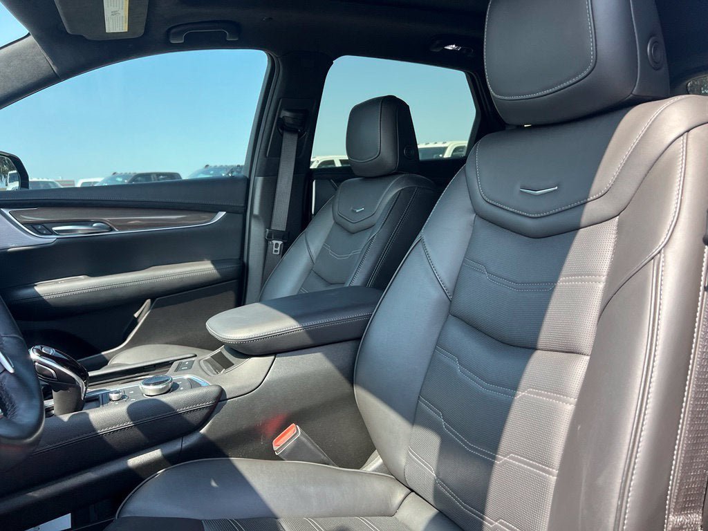 Used 2024 Cadillac XT5 Sportv w/ Platinum Package AWD/4WD image 24