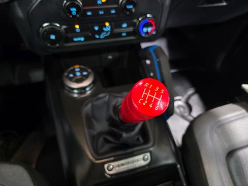 Used 2022 Ford Bronco Black Diamond image 57