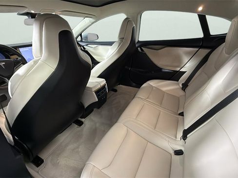 Used 2019 Tesla Model S 100D image 28