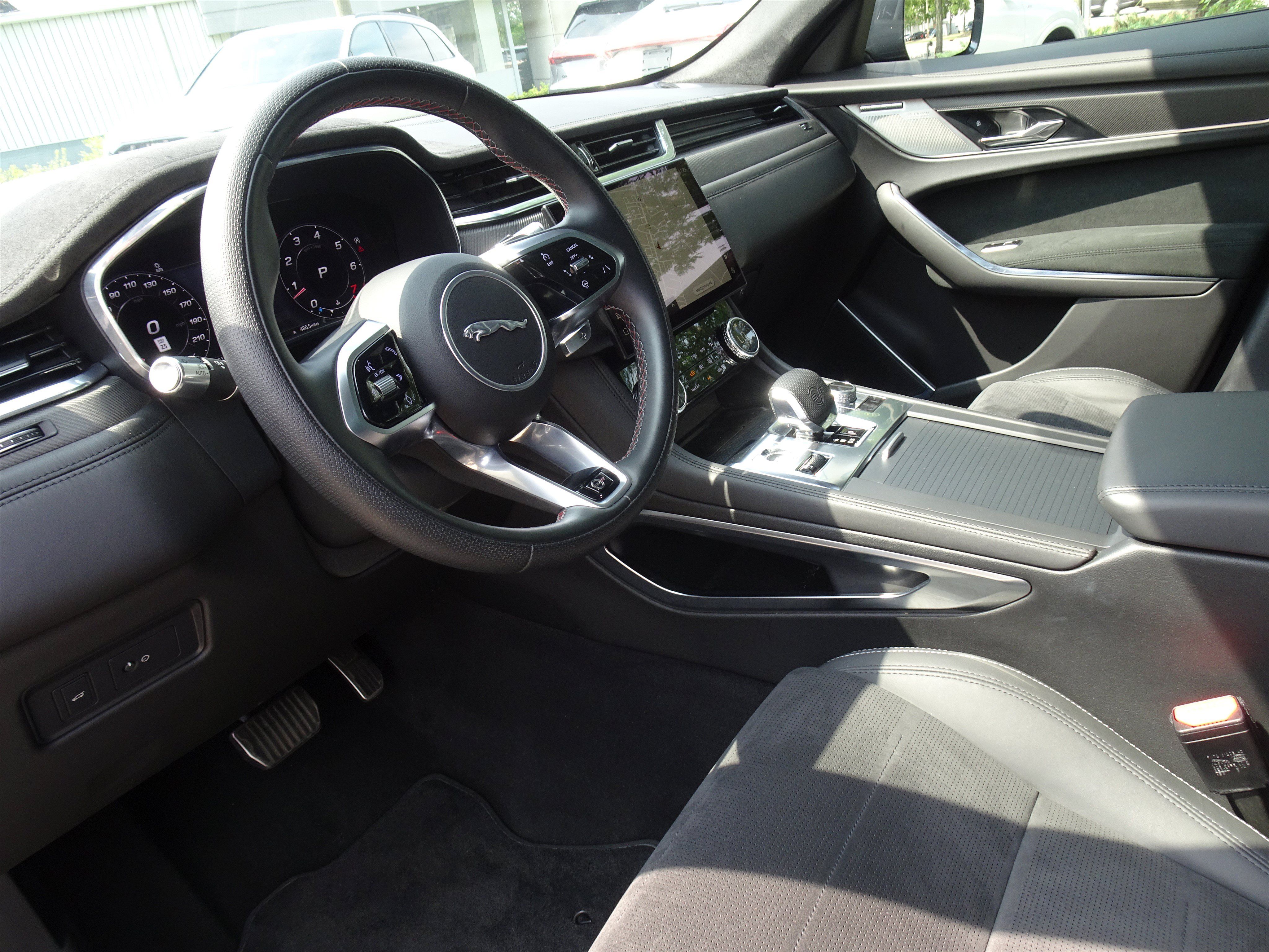 Used 2021 Jaguar F-PACE SVR AWD/4WD image 11