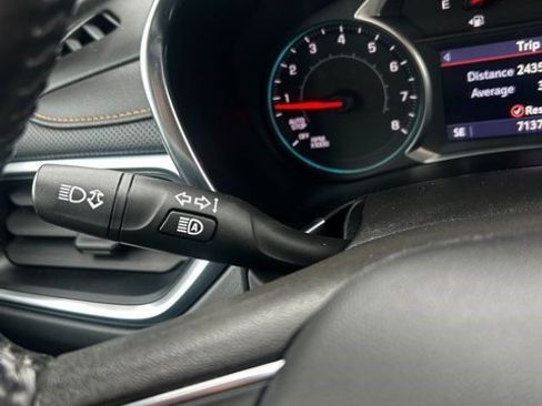 Certified 2021 Chevrolet Equinox Premier image 24