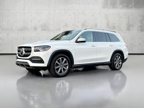 Used 2023 Mercedes-Benz GLS 450 4MATIC image 4