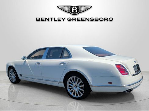 Used 2017 Bentley Mulsanne RWD image 3