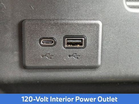 Used 2025 Chevrolet Silverado 1500 High Country image 29