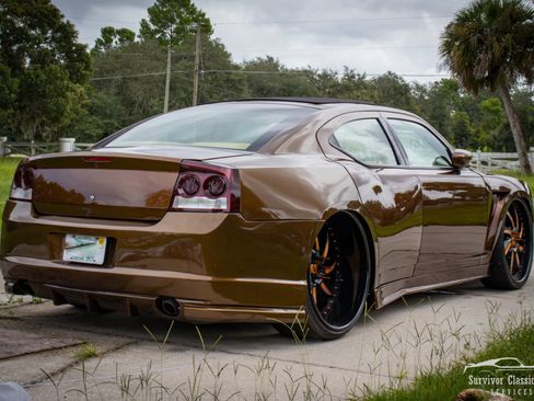 Used 2010 Dodge Charger SXT RWD image 5