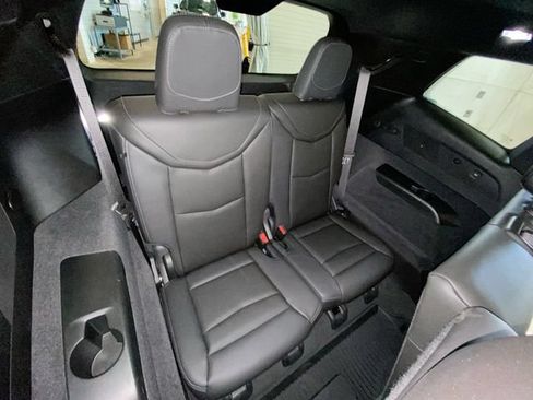 Used 2024 Cadillac XT6 Premium Luxury w/ LPO, Floor Liner Package FWD image 12