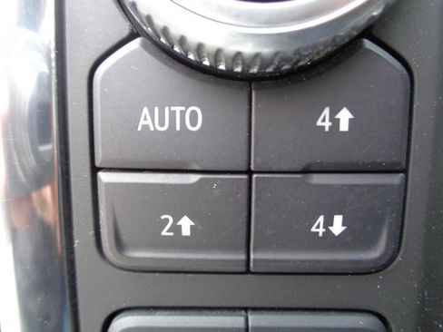 Used 2022 GMC Sierra 2500 SLE w/ SLE Convenience Package image 59