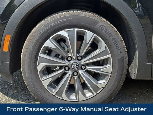 Used 2025 Buick Envision Preferred AWD/4WD image 25