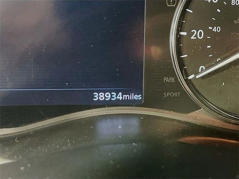 Used 2022 Nissan Kicks SV image 13