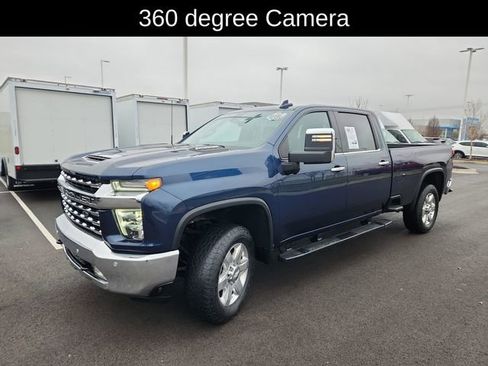 Used 2020 Chevrolet Silverado 2500 LTZ w/ LTZ Premium Package image 3