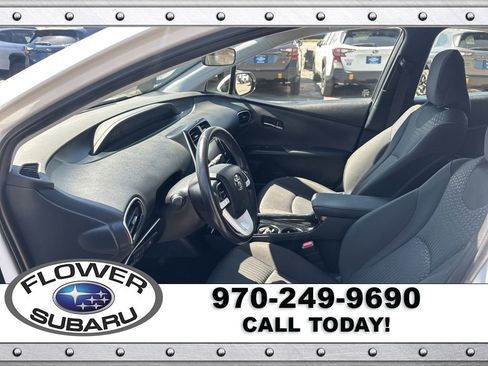 Used 2018 Toyota Prius Prime Plus w/ Carpet Mat Package image 22