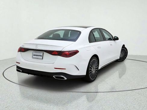 Used 2026 Mercedes-Benz E 350 Sedan image 9