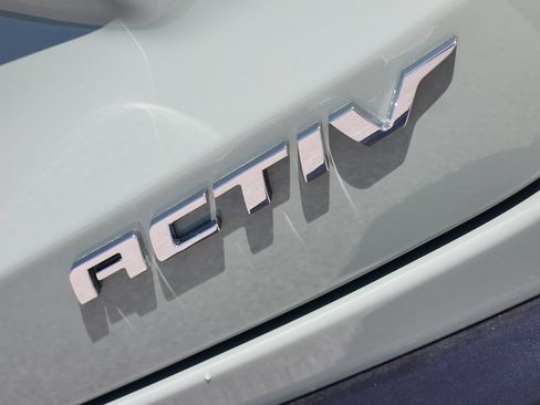 New 2026 Chevrolet Trax ACTIV w/ Driver Confidence Package FWD image 7