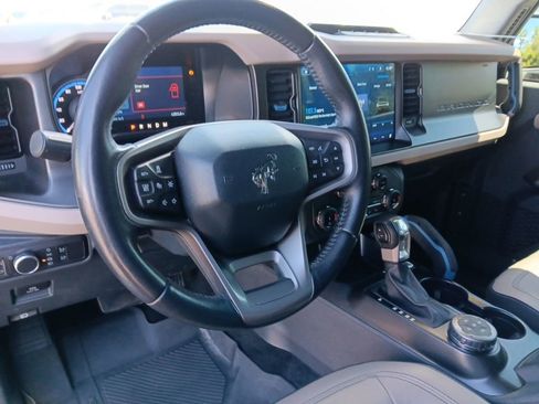 Used 2022 Ford Bronco Wildtrak AWD/4WD image 13