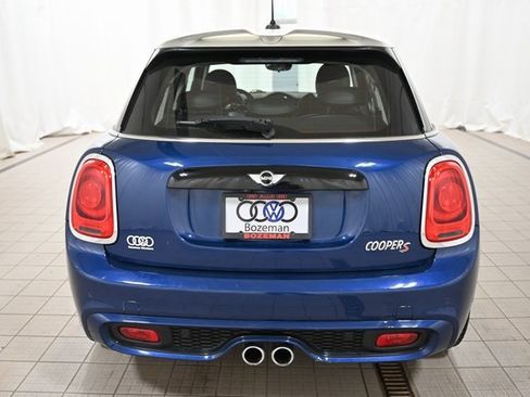 Used 2018 MINI Cooper S image 11