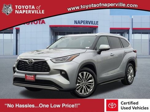 Certified 2025 Toyota Highlander Platinum image 1