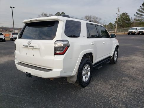Used 2019 Toyota 4Runner 2WD image 3