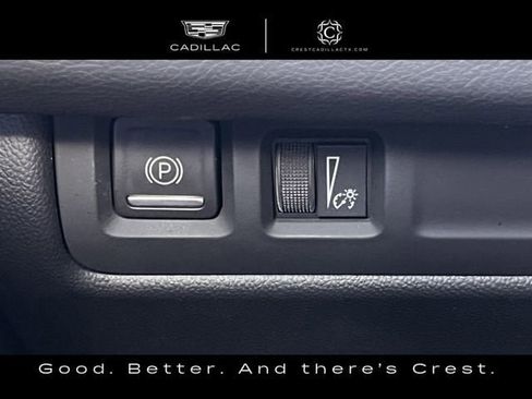 Used 2024 Cadillac XT4 Premium Luxury image 24