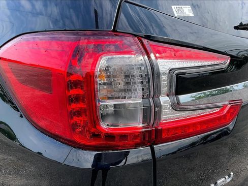 Certified 2025 Subaru Ascent Limited AWD/4WD image 20