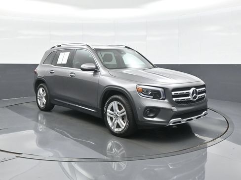 Used 2022 Mercedes-Benz GLB 250 4MATIC image 1