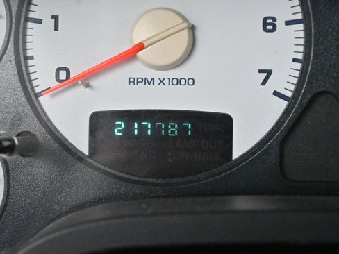 Used 2004 Dodge Ram 2500 Truck SLT w/ Trailer Tow Group image 18