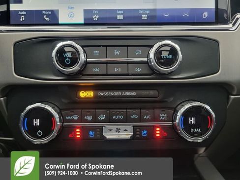 Used 2022 Ford F450 Platinum image 39