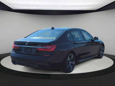Used 2018 BMW 750i xDrive image 8