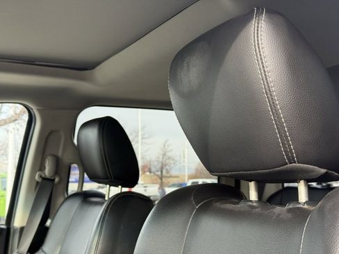 Used 2015 RAM 1500 Sport image 11