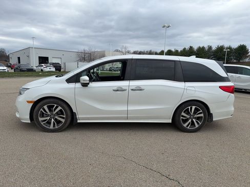 Used 2023 Honda Odyssey Touring image 6